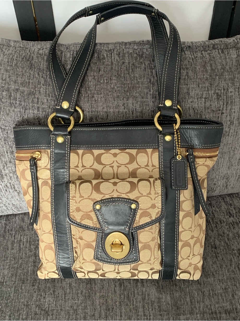 2008 Vintage Coach Signature Legacy Large Turnlock Tote